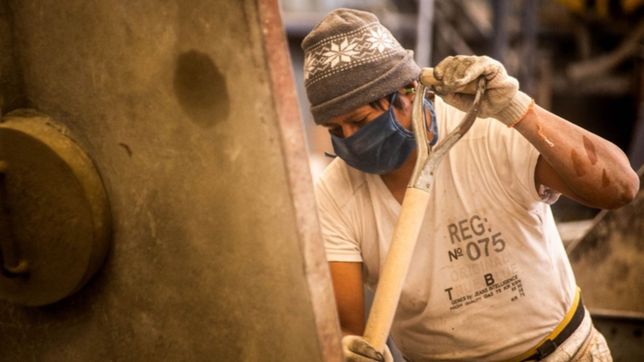 el gobierno extiende la prohibicion de despidos pero con una excepcion