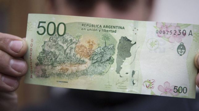 en el banco nacion proponen crear una moneda paralela al peso para reactivar la economia