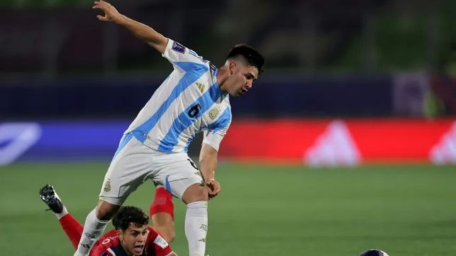 villalba festejo la victoria de la seleccion y metio puno por el triunfo de gimnasia