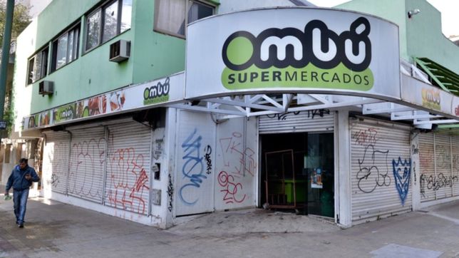 susto a pasos del ministerio de seguridad: se incendio el supermercado ombu de 2 y 50