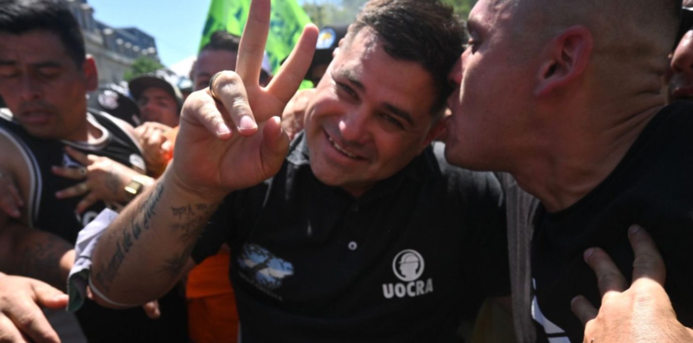 Marcha UOCRA La Plata Lista Blanca y Azul Ivan Tobar