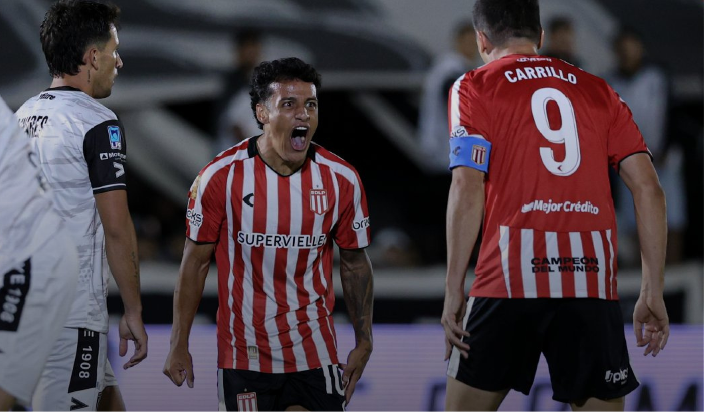 Estudiantes Gimnasia Mendoza Palacios Carrillo festejo gol