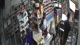 un plomero le robo a la tarjeta de credito a una abuela y la uso para comprar ropa de gimnasia un plomero le robo a la tarjeta de credito a una abuela y la uso para comprar ropa de gimnasia