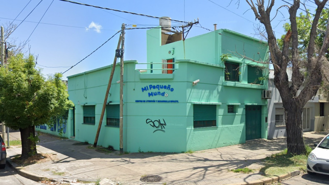 allanaron otro jardin que pertenece al director acusado de abusar a un nene por un nuevo caso