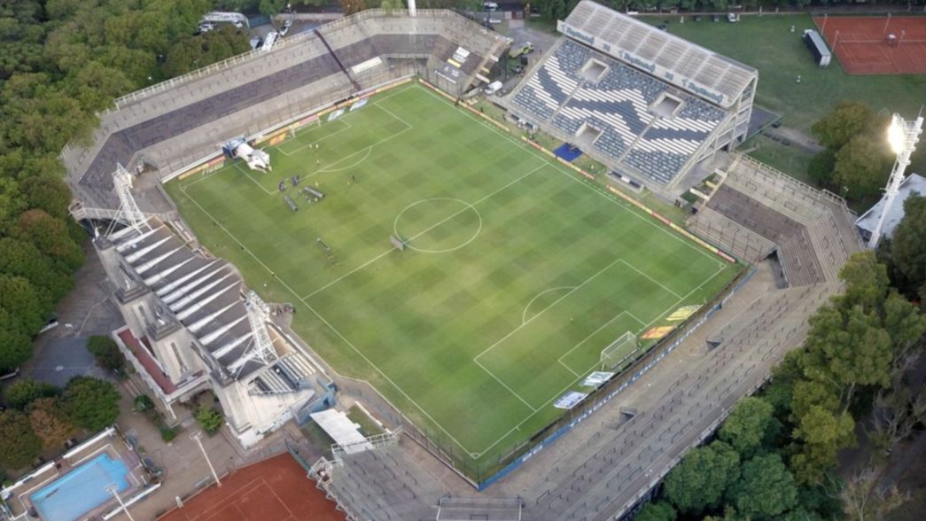 Gimnasia dejó pasar otra chance de sumar de a tres y se complica su permanencia en Primera