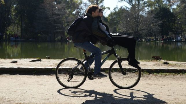 fresco y humedo, pero con sol: asi va a seguir el fin de semana en la plata