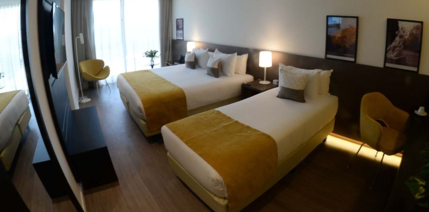 hotel Dazzler en La Plata