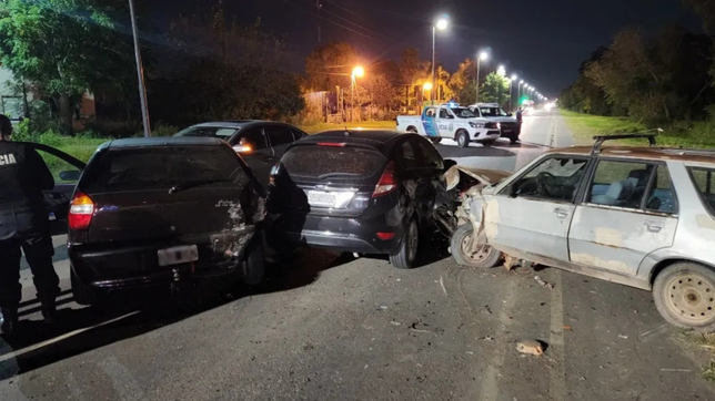 impactante choque multiple en sicardi con cuatro autos involucrados