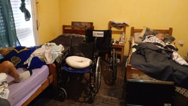 clausuran en la plata un geriatrico sin habilitacion y con abuelos en estado deplorable
