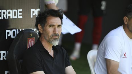 Domínguez apuntó contra el arbitraje tras la caída de Estudiantes ante Boca Domínguez apuntó contra el arbitraje tras la caída de Estudiantes ante Boca