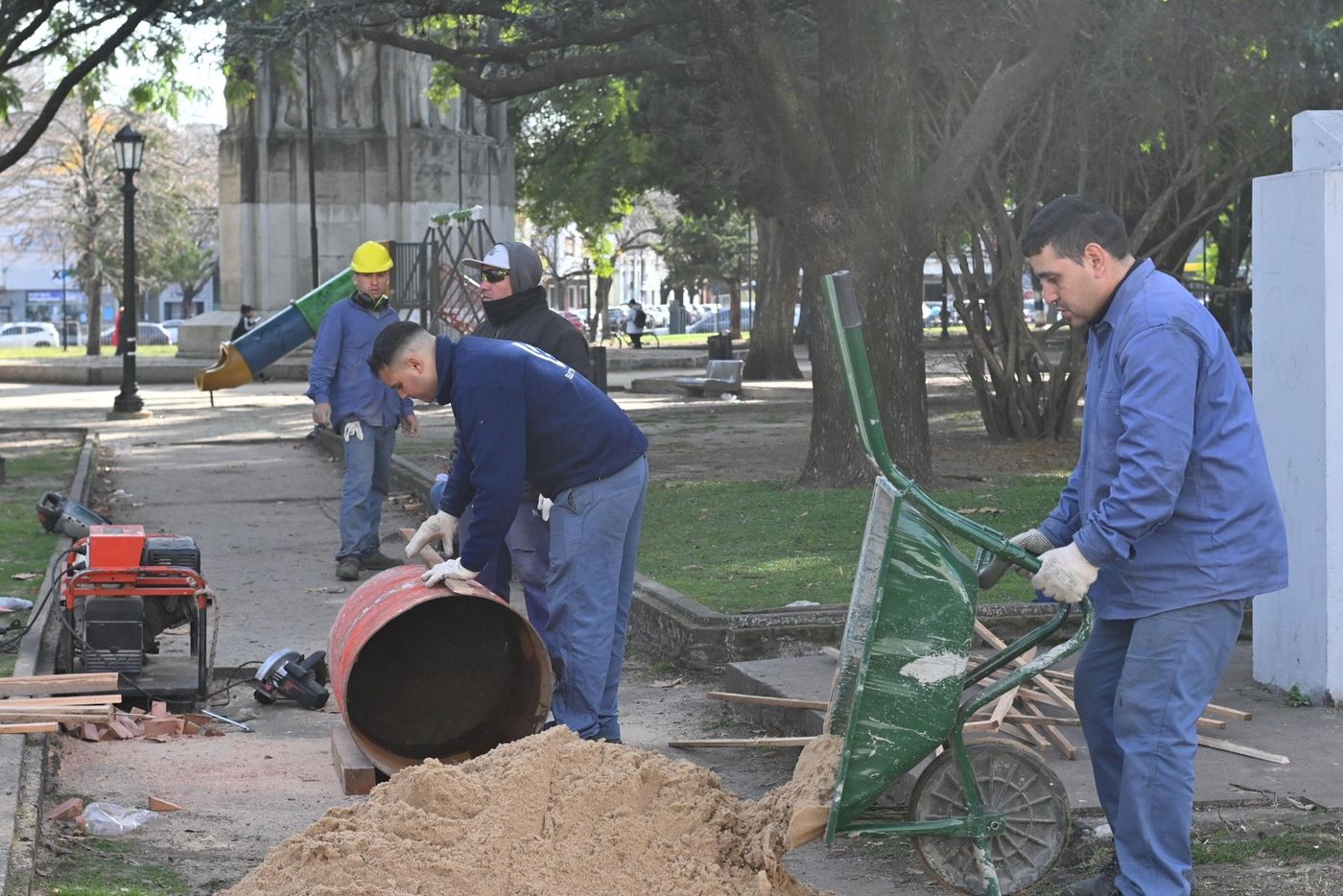 plaza rocha la plata obras (4).jpeg