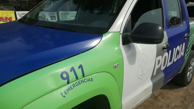 golpearon y asaltaron a un policia retirado de berisso cuando llegaba a su casa