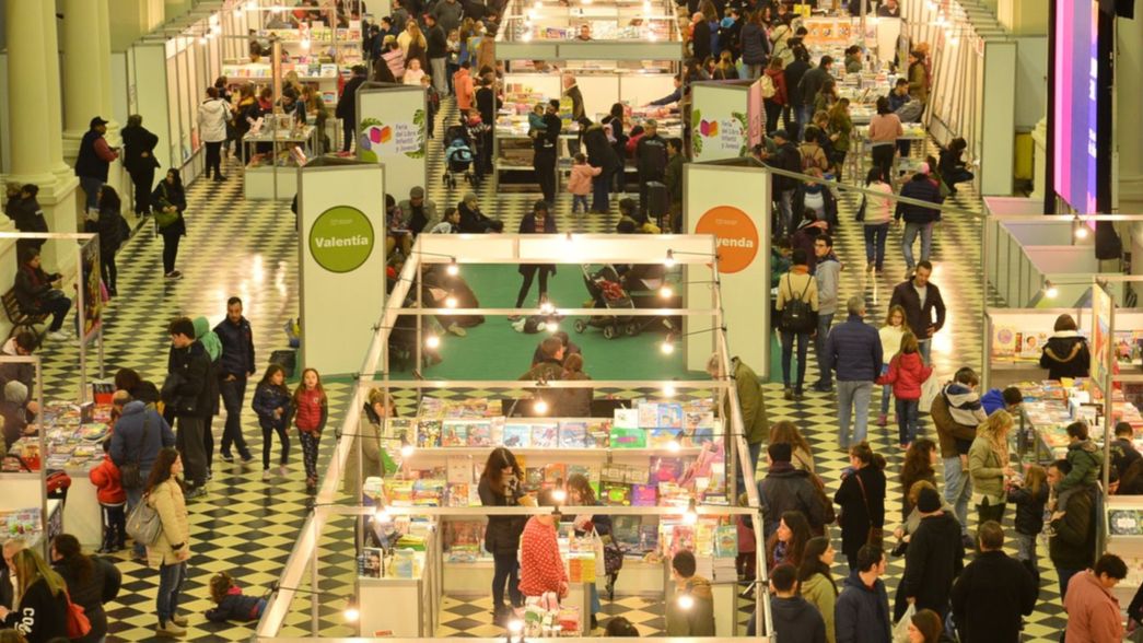 Por primera vez, la Feria del Libro llega al Pasaje Dardo Rocha
