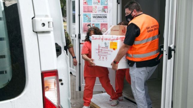 forzaron la puerta de un vacunatorio tras la llegada de las sputnik v