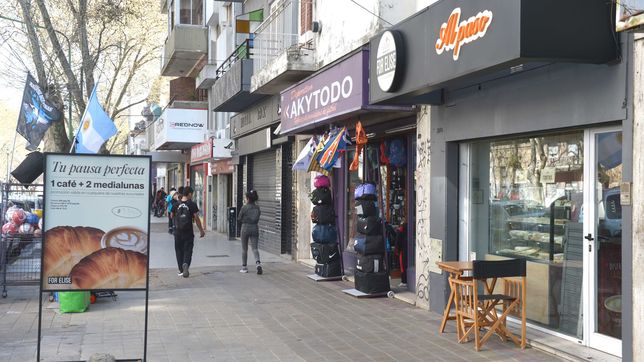 la milhojas mas elegida de la plata llega a la estacion: for elise abre un nuevo punto expres