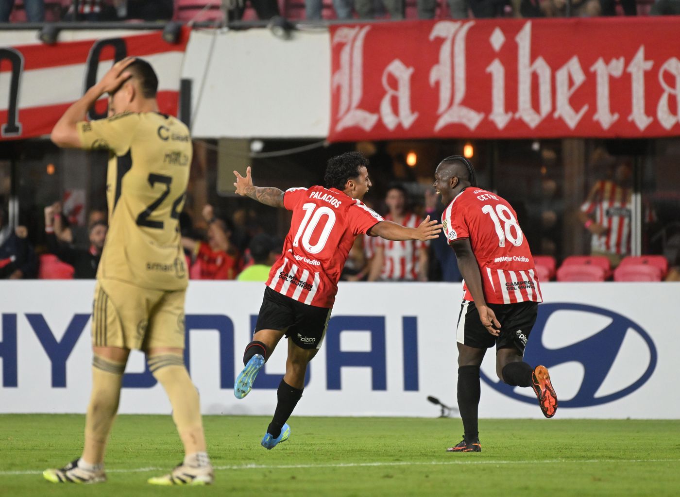 Estudiantes Cusco FC festejo Palacios Cetré