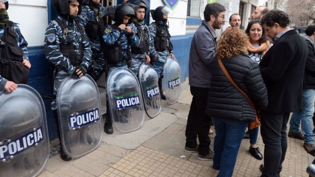 ¿quienes son los dos militantes de patria grande que fueron detenidos por la policia?