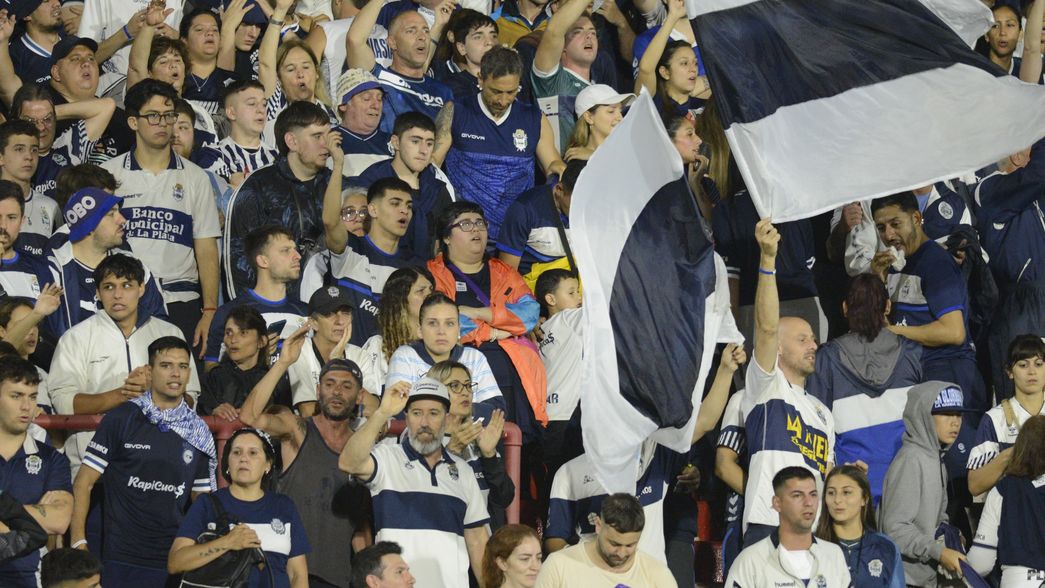 Hinchas de Gimnasia se quedaron sin entradas por culpa de Copa Argentina