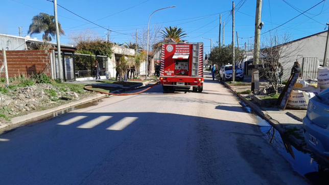 dos jubilados murieron en un incendio en berisso e investigan las causas de la tragedia