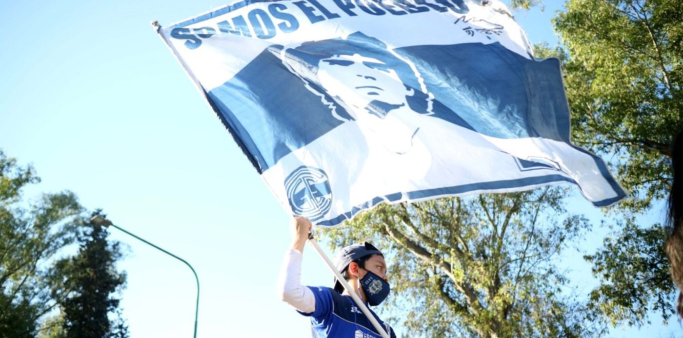 Mural Diego Maradona - bosque - Gimnasia