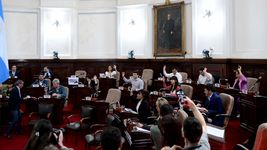 polemica en el concejo deliberante por un llamativo modo de votar los proyectos polemica en el concejo deliberante por un llamativo modo de votar los proyectos