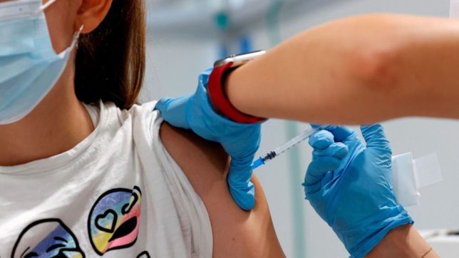 ¿donde aplican los nuevos refuerzos contra el covid en la plata, berisso y ensenada?