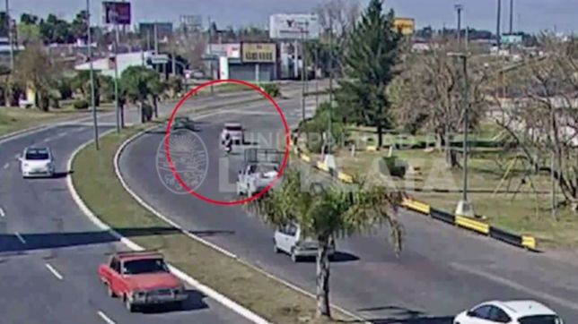 video: un accidente en pleno camino centenario termino con un motociclista herido