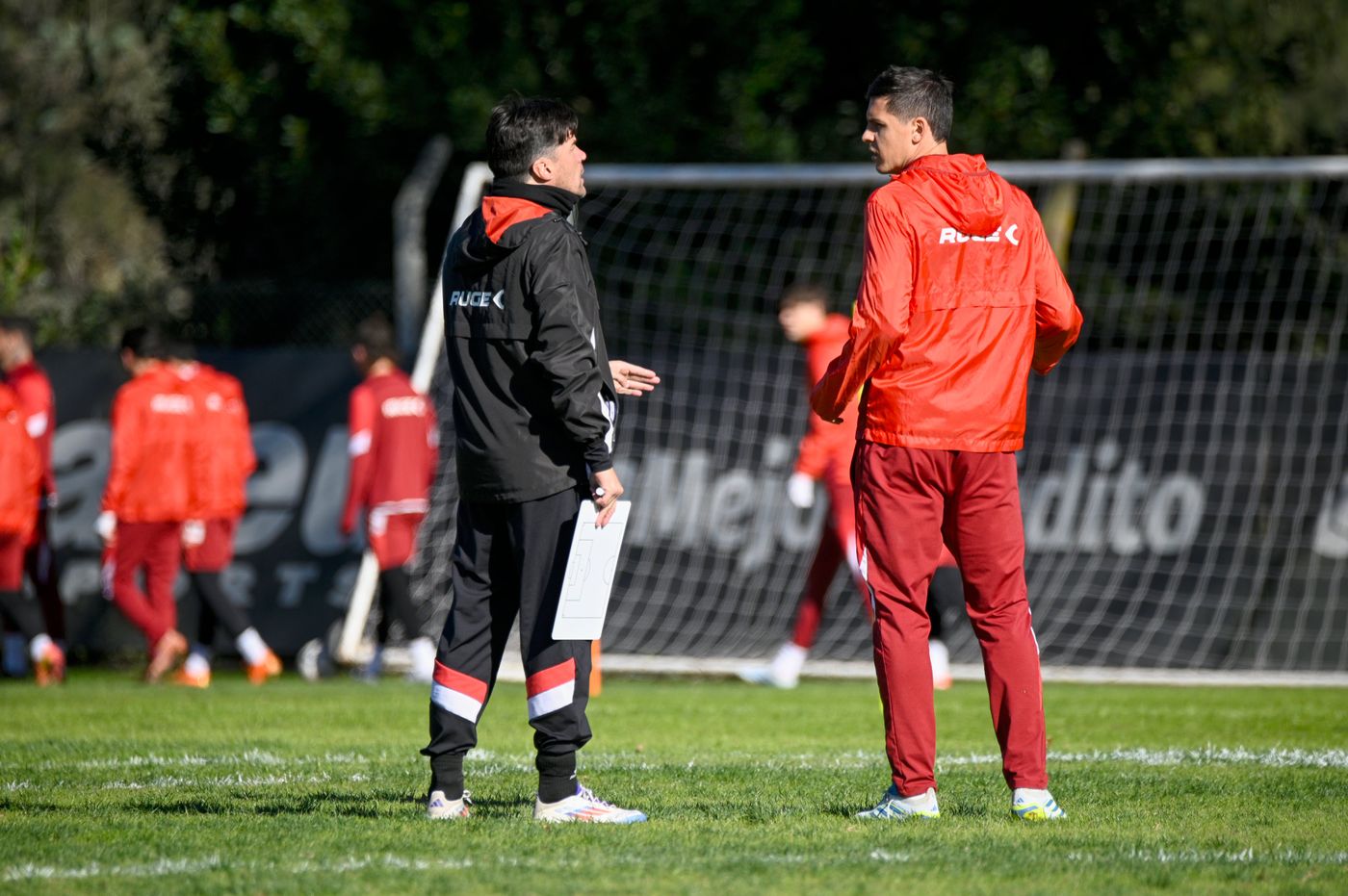 Entrenamiento Estudiantes Medina Carrillo