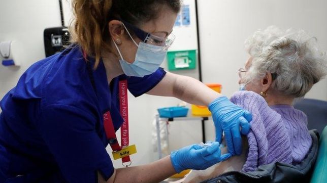 la provincia advierte que circula informacion falsa sobre la campana de vacunacion