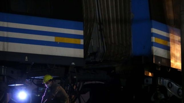 todas las fotos de la formacion del tren que descarrilo en tolosa