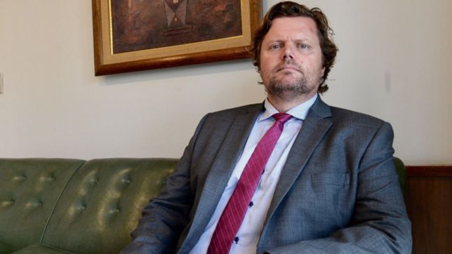 justicia, magistrados y derechos en un mano a mano con el jefe de los abogados de la plata