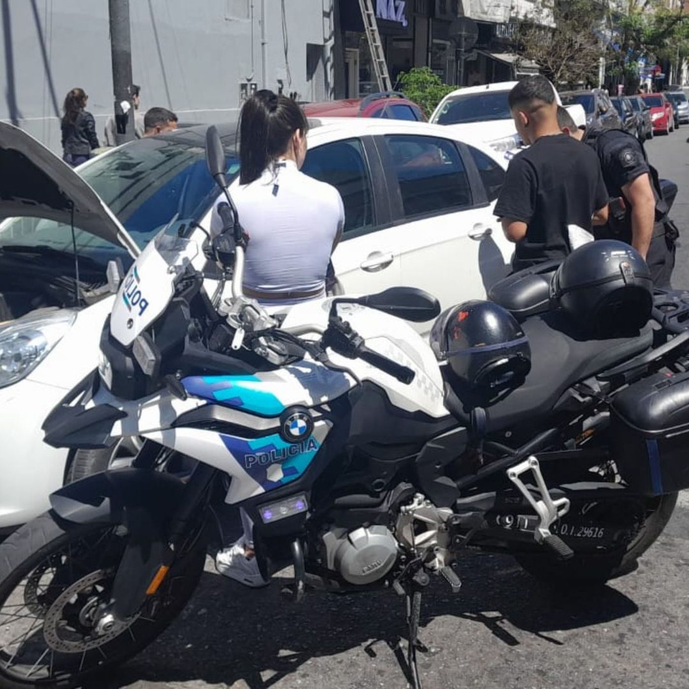 Momentos de tensión se vivieron en plena calle 8 de La Plata Momentos de tensión se vivieron en plena calle 8 de La Plata