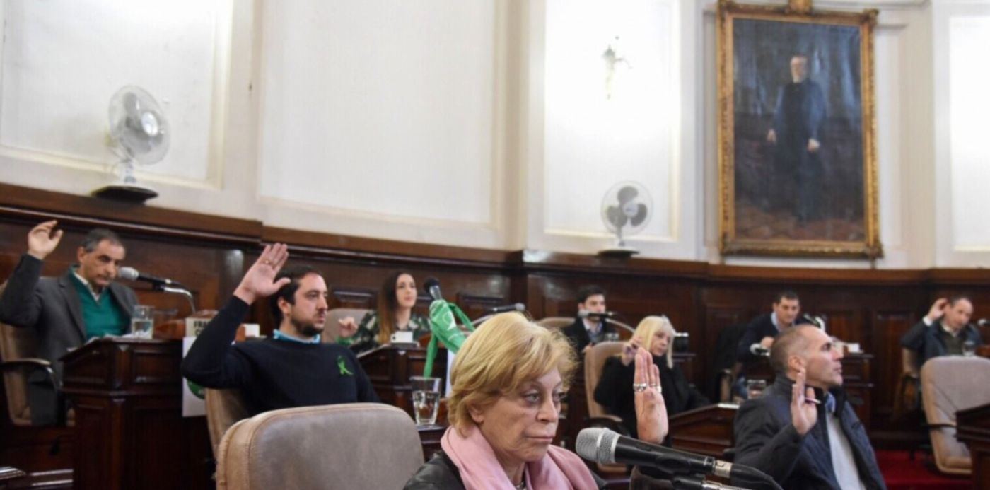 1528919832843.jpeg?&cw=1920&ch=950