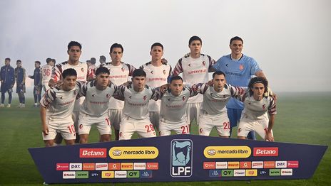 Estudiantes ya se enfrenta a Boca en busca de su segunda victoria