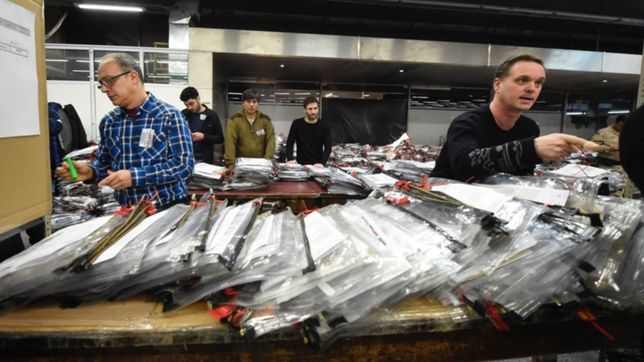 termino el recuento en las mesas de extranjeros y en la plata voto menos de la mitad