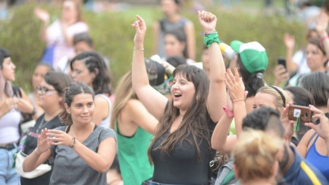 provincia realiza un acto por el dia internacional de las mujeres trabajadoras en la plata