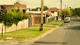 un jubilado tropezo mientras hacia actividad fisica y tres ladrones lo asaltaron en plena calle un jubilado tropezo mientras hacia actividad fisica y tres ladrones lo asaltaron en plena calle
