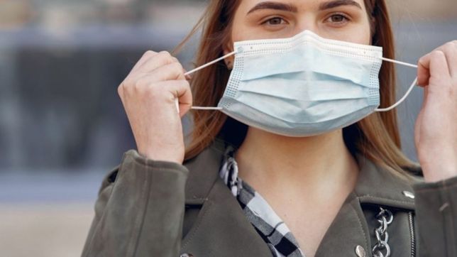 crearon un barbijo inteligente que mata el covid por contacto en un 99%