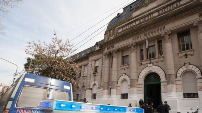 otra vez el normal 1 tuvo que ser evacuado por amenazas de bomba