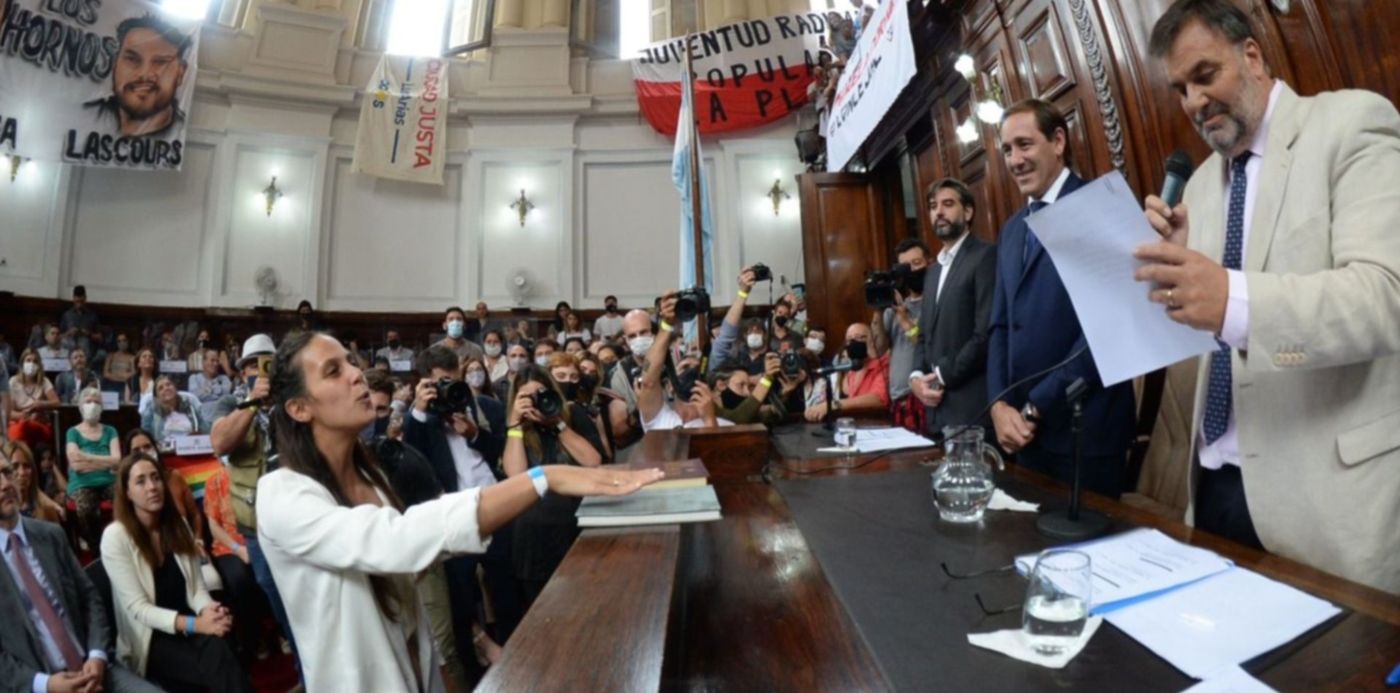 Asunción de concejales 2021  - Asunción de concejales 2021 Manuela Forneris