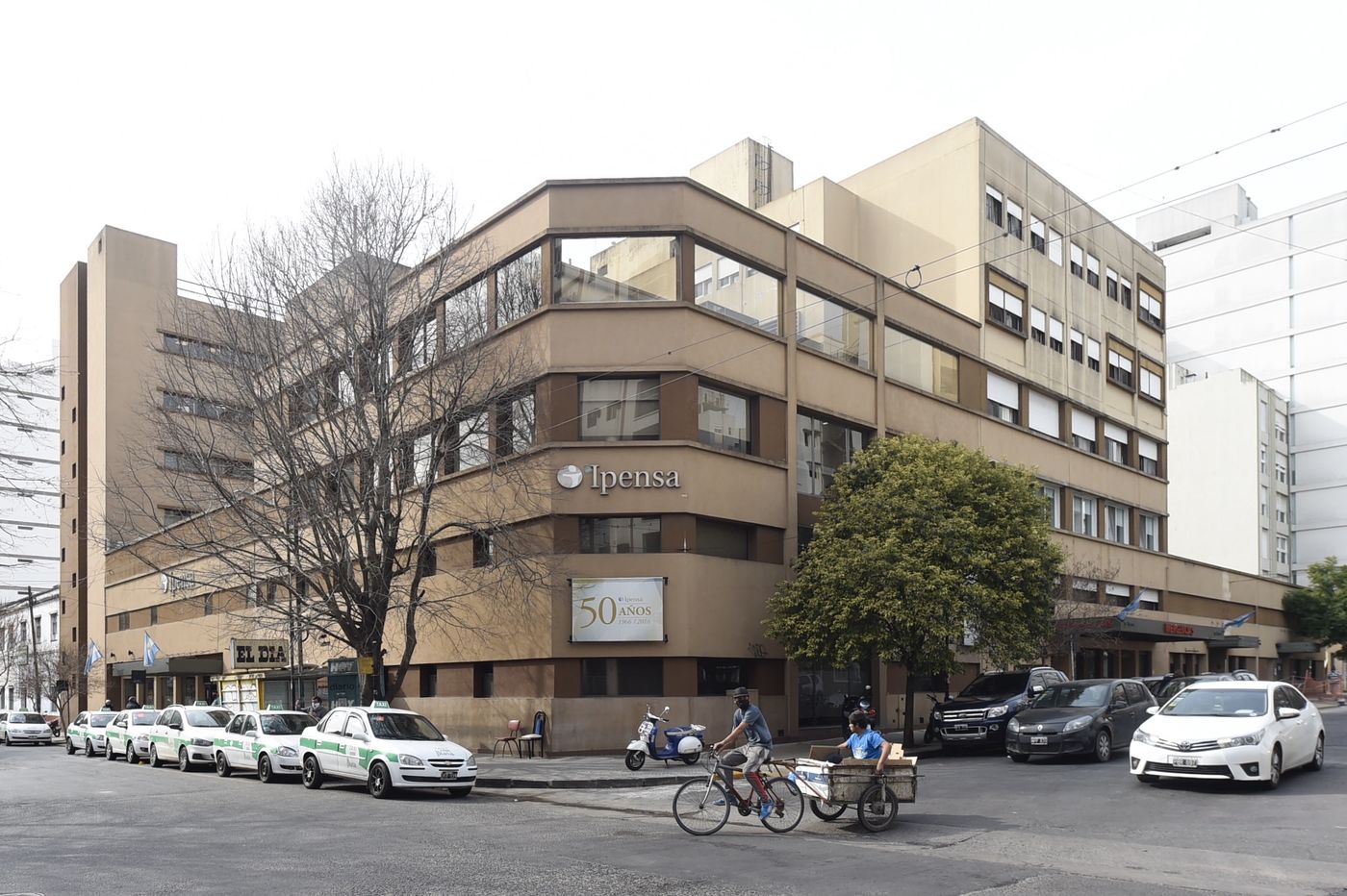 La presidenta de Abuelas de Plaza de Mayo, Estela de Carlotto, se encuentra en observación en la clínica Ipensa La presidenta de Abuelas de Plaza de Mayo, Estela de Carlotto, se encuentra en observación en la clínica Ipensa