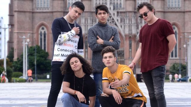 la boys band colombiana que surgio de la voz kids,  llega a la plata con toda su musica