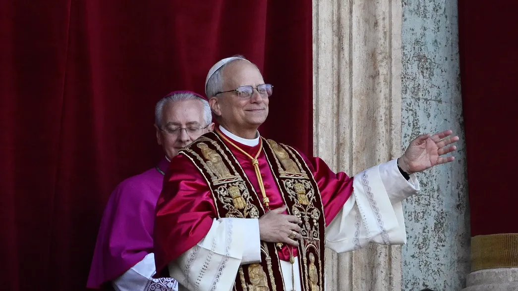 Agradecimiento a Francisco y saludo a Perú: el primer mensaje del papa León XIV