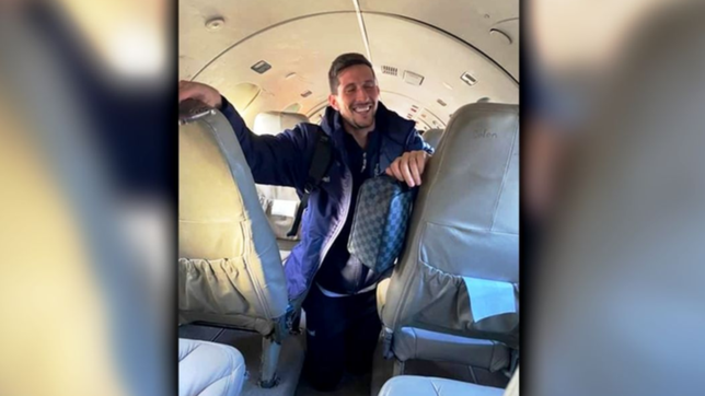 rodrigo rey viajo por primera vez en un avion privado y su divertida reaccion se viralizo