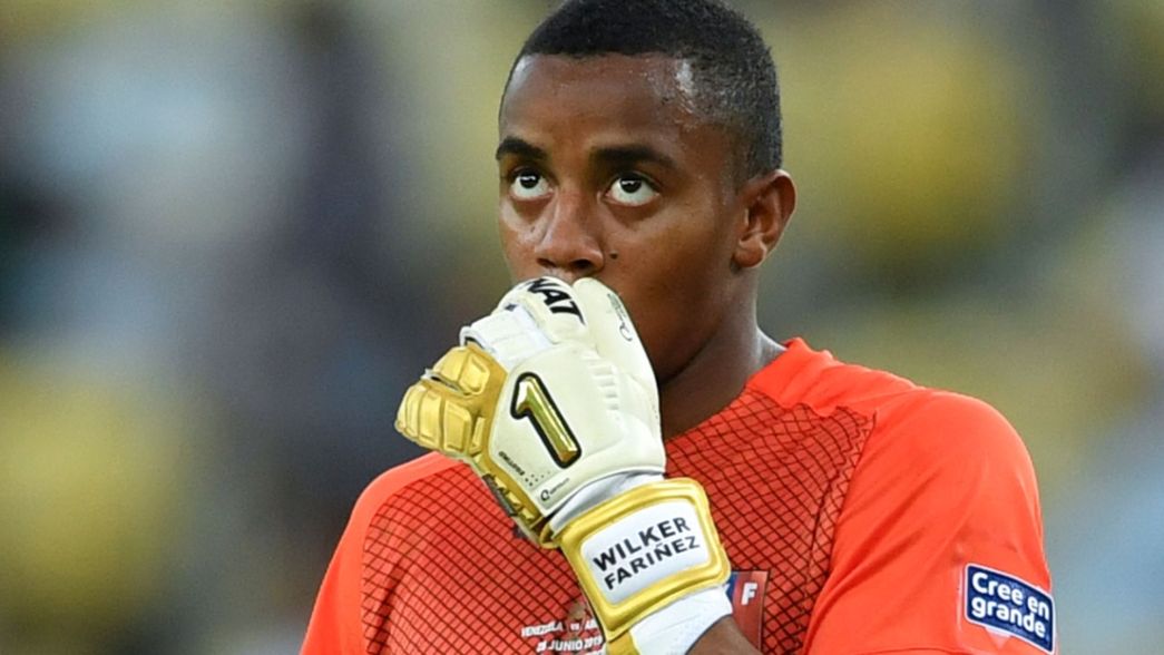 Un candidato para el arco de Estudiantes espera el llamado