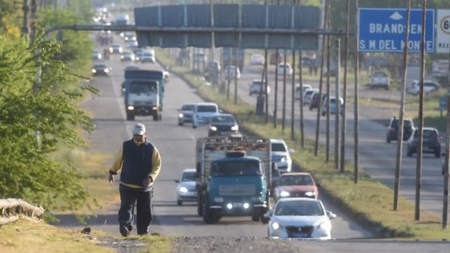 arranca la restriccion para los camiones en rutas y autopistas bonaerenses