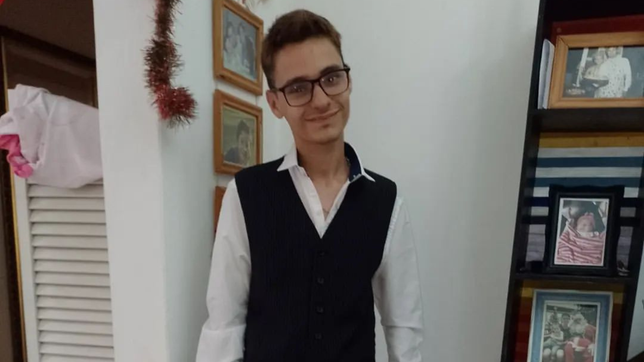ioma autorizo el pago para el joven de la plata que padece el sindrome de marfan