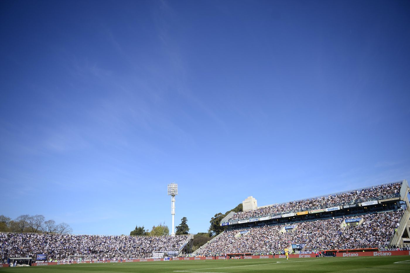 Gimnasia Unión Hinchada Platea Nestor Basile