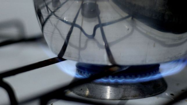 ultimas horas para anotarse y mantener los subsidios de luz y gas