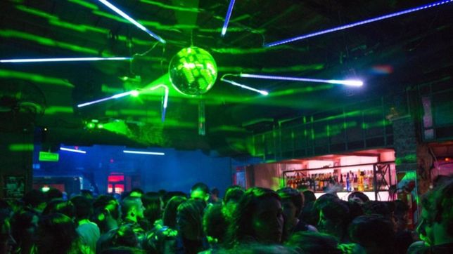 la mulata afianza su nuevo perfil en la noche platense con una lujosa visita internacional